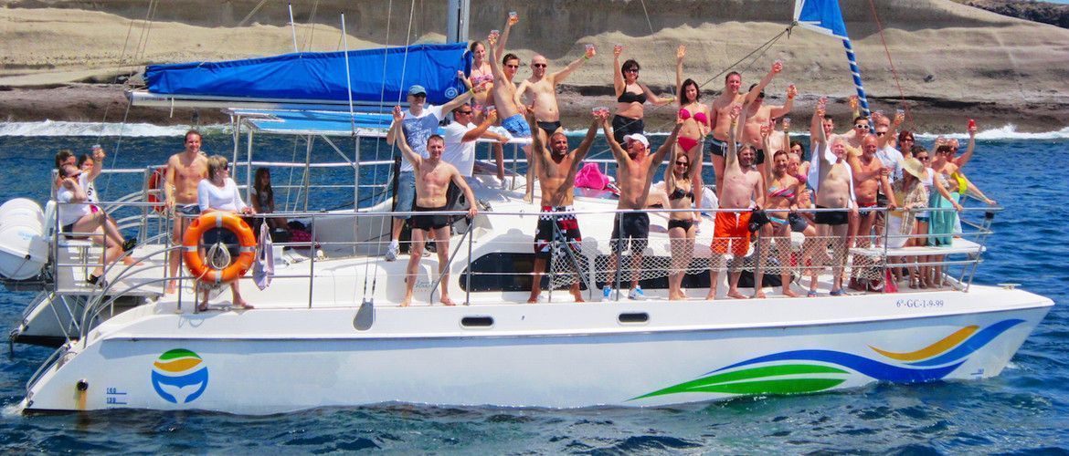 Tenerife boat party, las mejores excursiones en barco en el sur de Tenerife con Musibodas: grupos, familias, empresas y despedidas